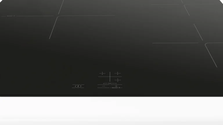 Bếp Từ 3 Vùng Nấu BOSCH PUC61KAA5E